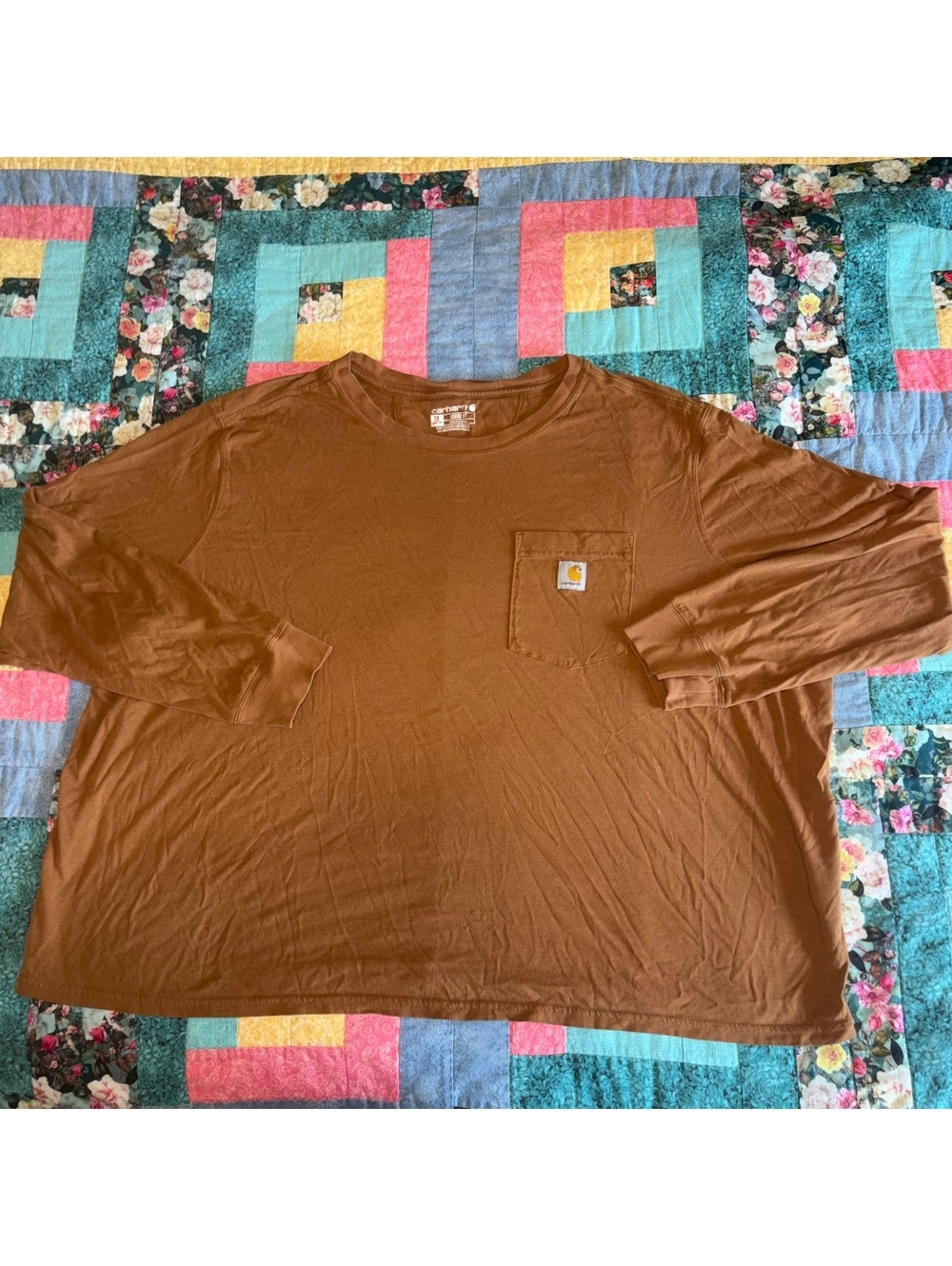 Carhartt Woman’s 2X 20-22W Loose Fit Long Sleeve Pocket T-Shirt Brown 106121BRN